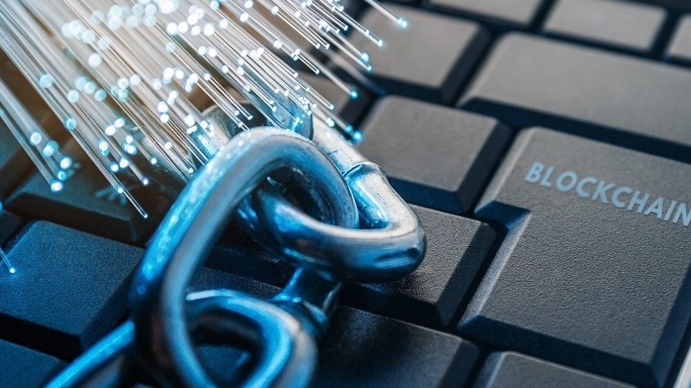Startup-ul romanesc de blockchain Swazm semneaza un parteneriat cu producatorul de servere si storage Maguay