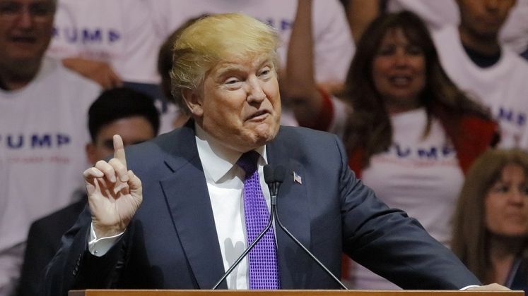 FBI, perchezitii la avocatul lui Donald Trump. Reactia presedintelui SUA