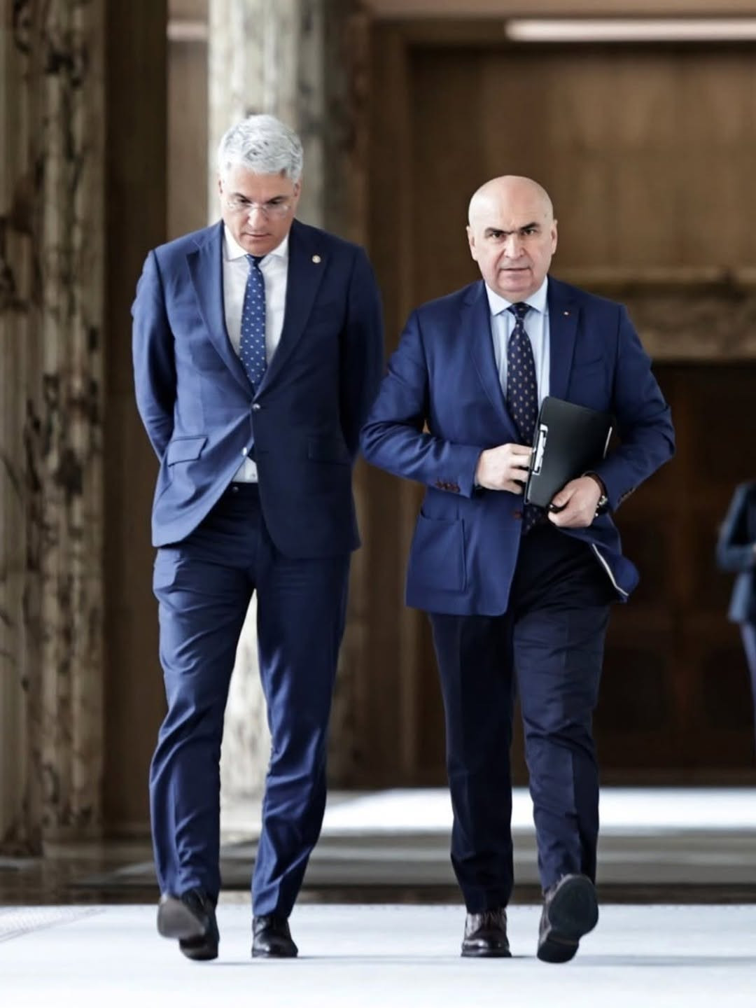 Pîslaru denunță „ambuscadele politice” din PNL și cere continuarea reformelor începute de Ilie Bolojan