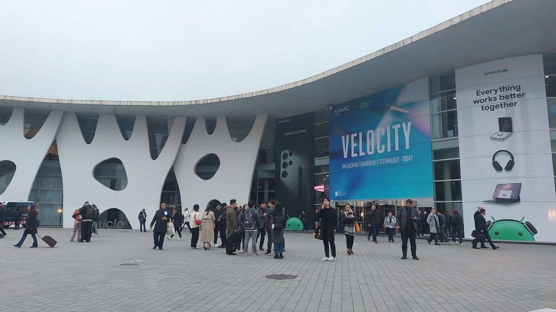Noutăți de la MWC 2023: telefoane lansate de marii jucători și o schimbare importantă de brand