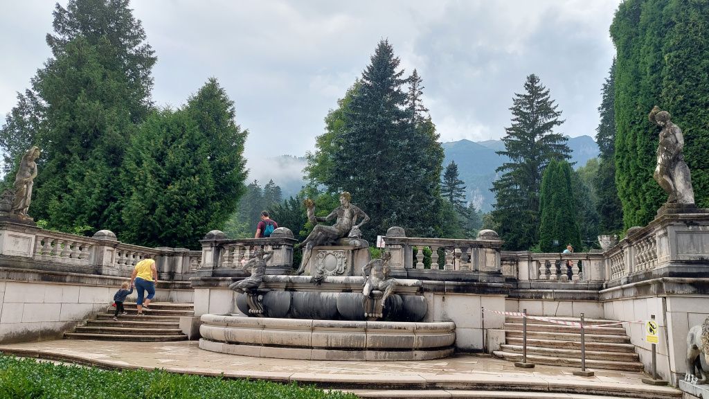 GALERIE FOTO | O vizită la Domeniul Regal Peleș. Cum arată șantierul noii unități de cazare ș - Imagine 95