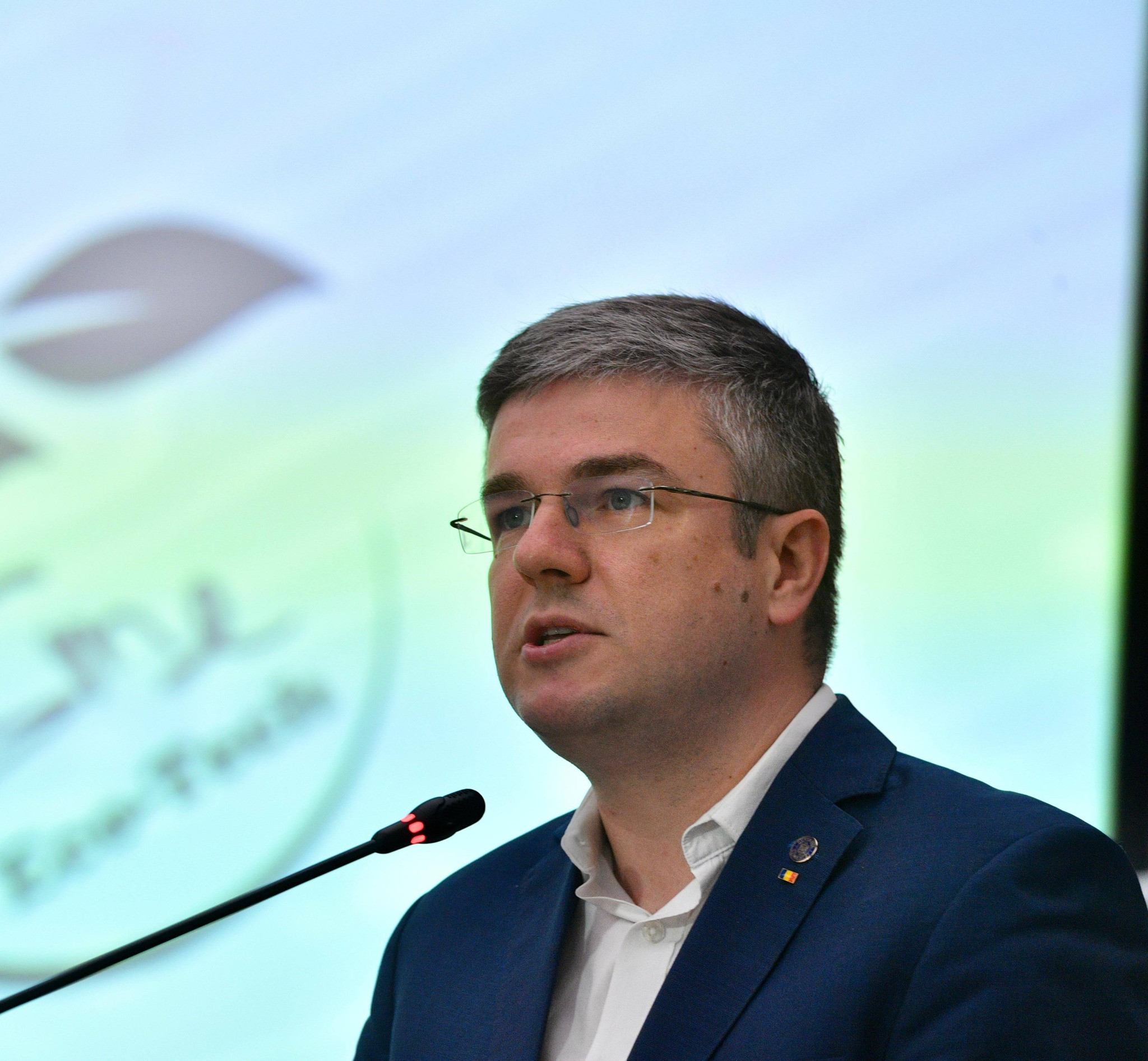 Termenul pentru actualizarea codurilor CAEN a fost prelungit. Noua dată-limită pentru firme, anunțată de ministrul Irineu Darău
