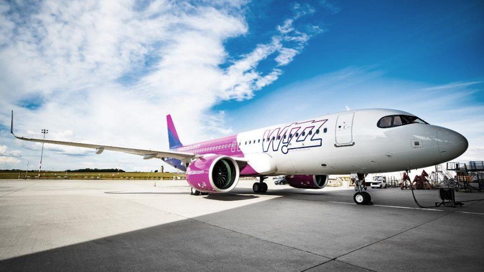 Avioanele WizzAir vor folosi drept carburant SAF, care include ulei de la cartofii prăjiți și untură
