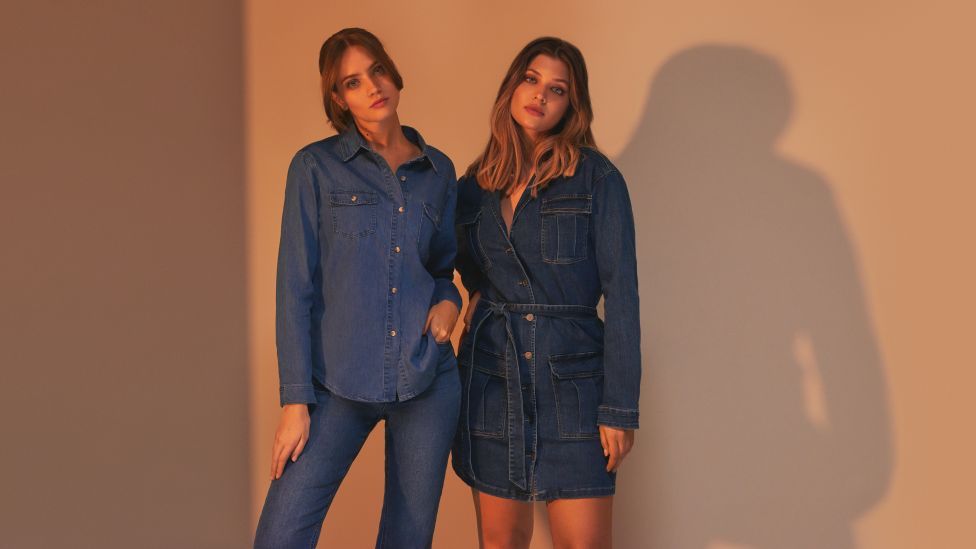 Polonezii de la Born2be intră pe piața de fashion din România cu 18.000 de modele de încălțăminte și îmbrăcăminte