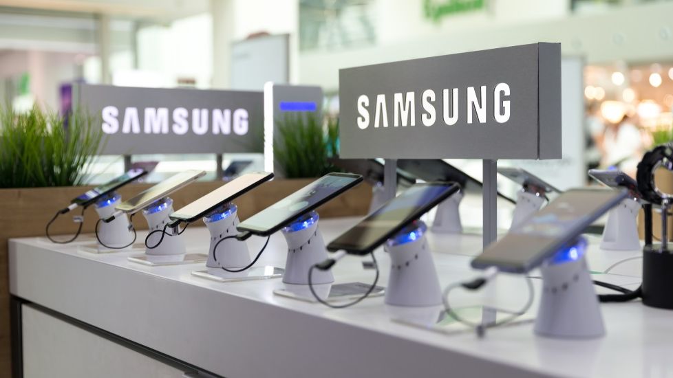 Samsung vrea să facă un ”AI upgrade” telefoanelor și dispozitivelor sale