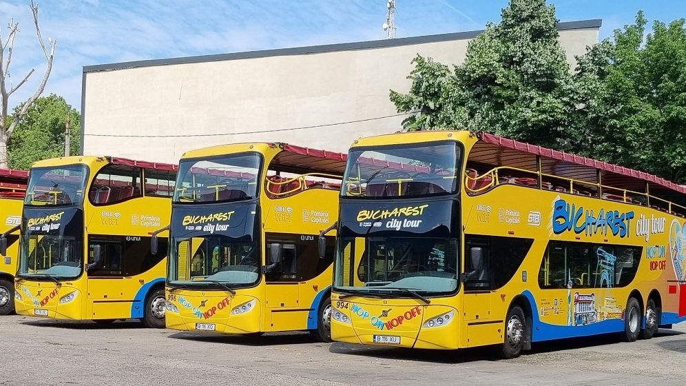 [FOTO] STB scoate la închiriat autobuze supraetajate: Cât costă, care sunt condițiile și cum se fac rezervările