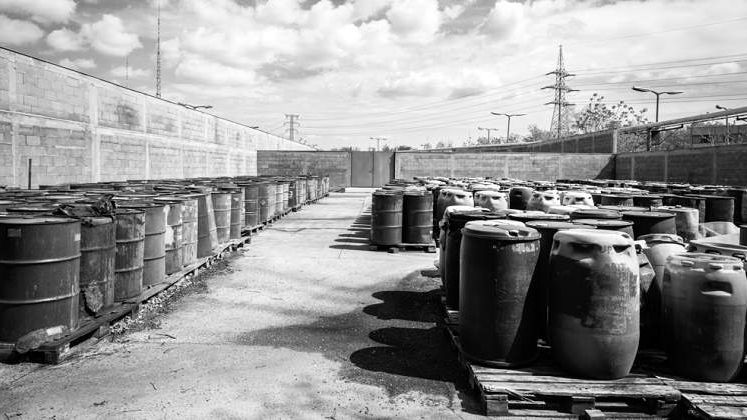 Deseuri radioactive din era Razboiului Rece, depozitate in Groenlanda, ar putea fi eliberate de incalzirea globala