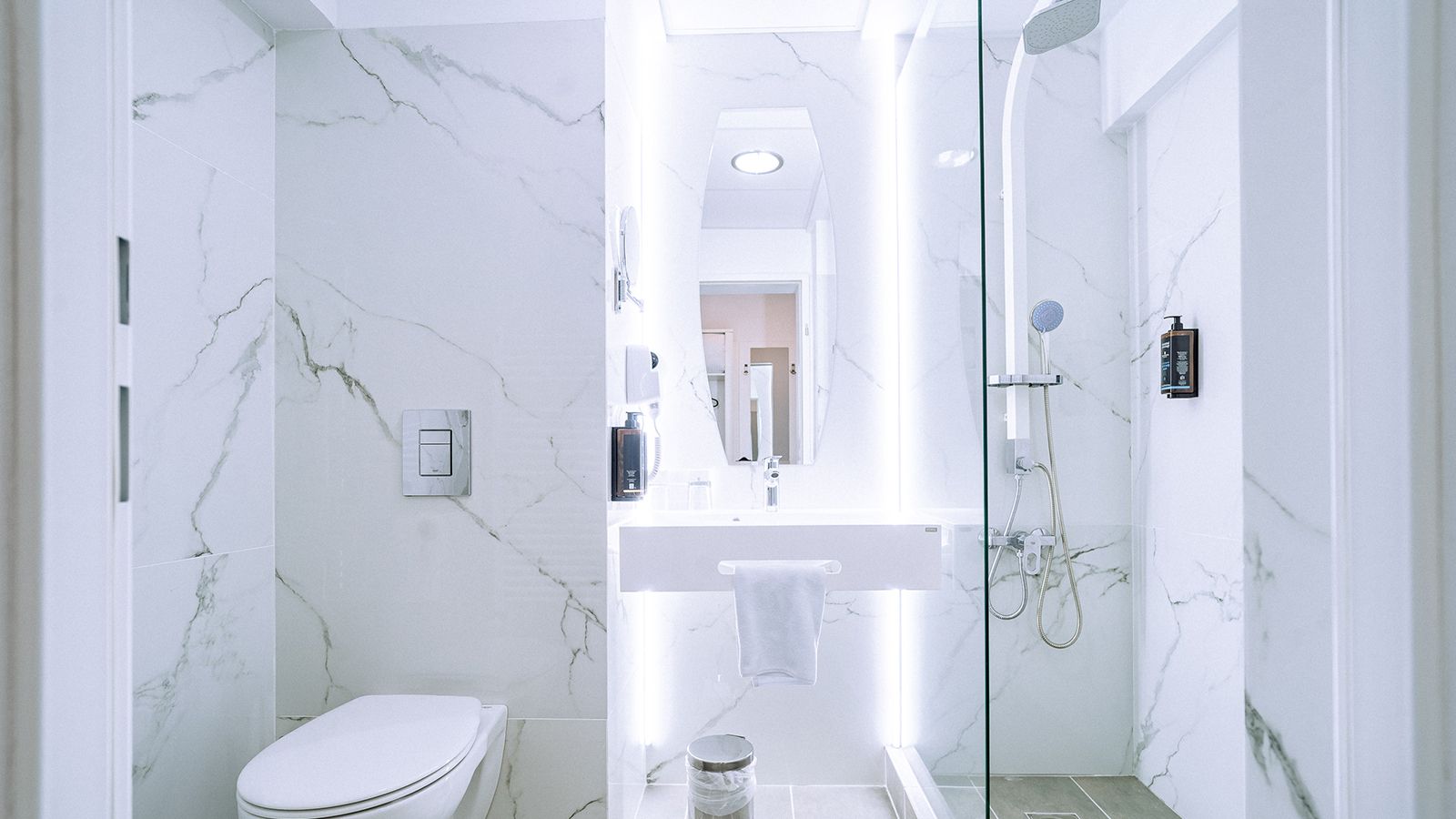 [FOTO] Hotelul Continental Forum din Oradea, redeschis după o investiție de 4 milioane de euro - Poza 3