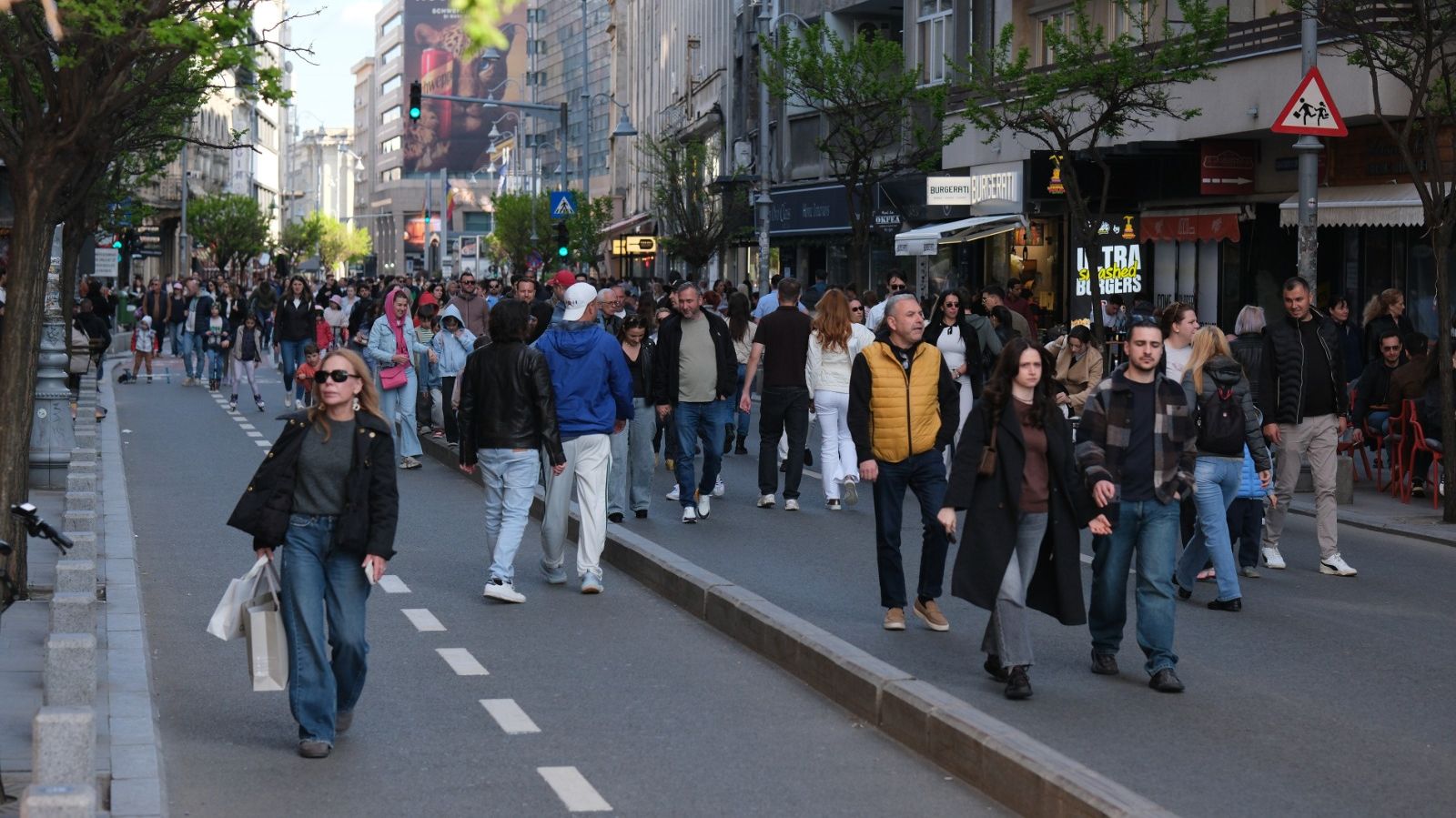 Străzi deschise București | Programul din Calea Victoriei și Piața Revoluției în weekendul 16-17 mai