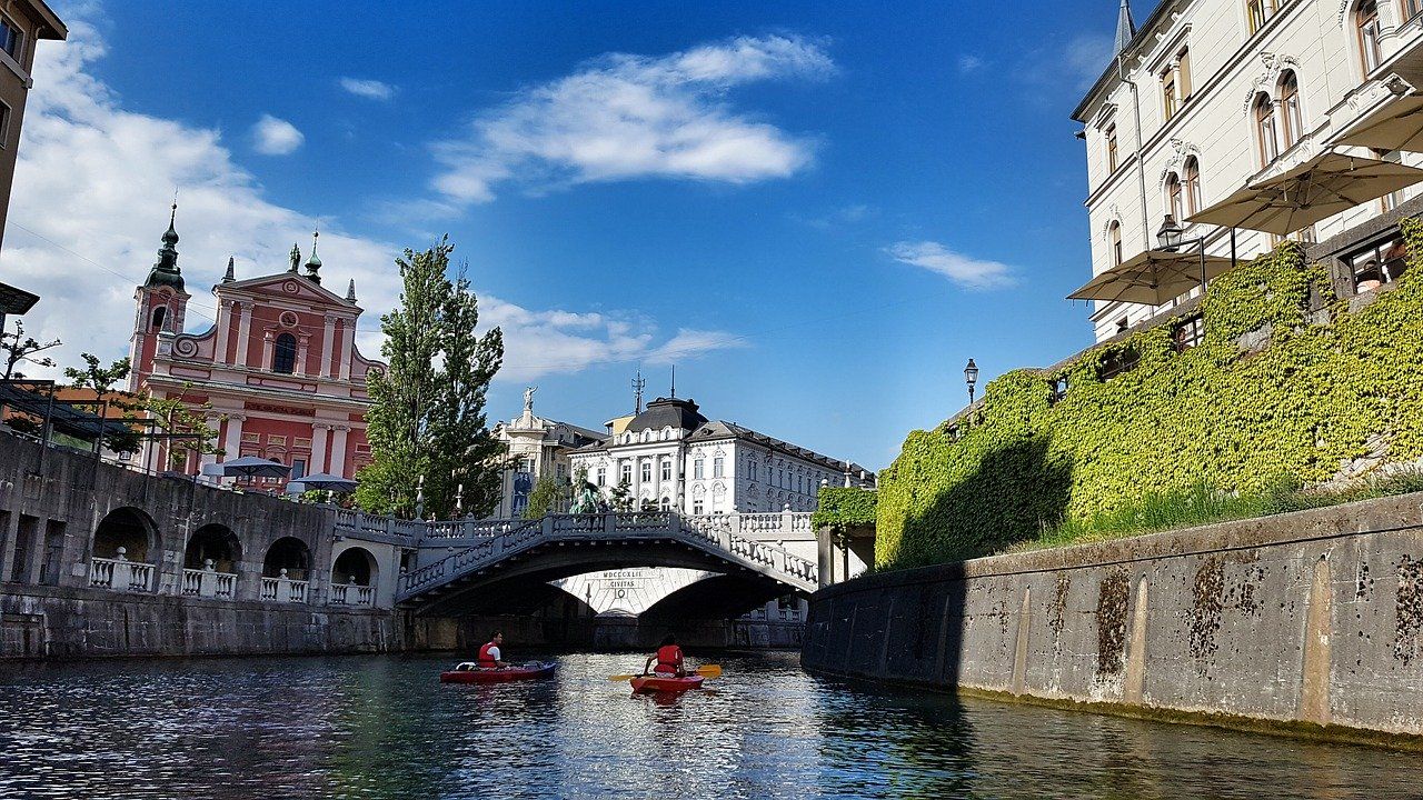 Slovenia începe o campanie de testare în masă