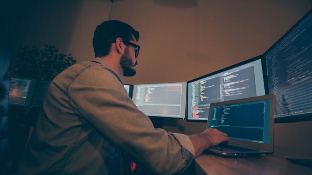 Compania care digitalizează Lidl și Kaufland caută IT-iști în România: ce posturi are vacante pentru anul 2022