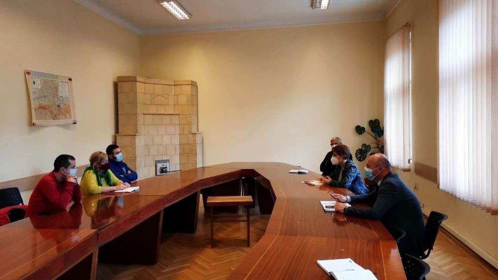 OFICIAL! Restaurantele rămân deschise în Brașov