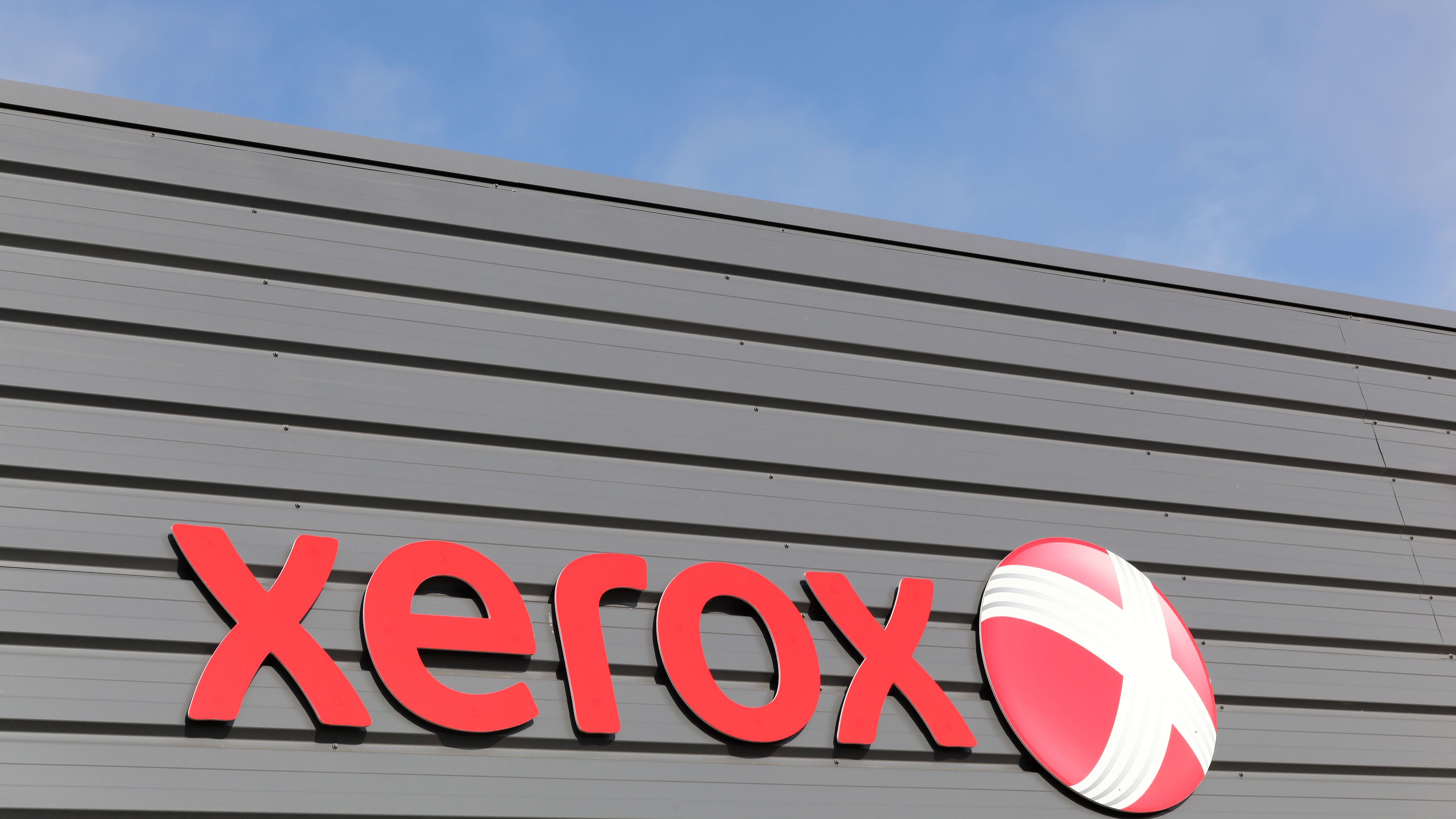 Xerox și Vortran Medical Technology au început să producă ventilatoare portabile și dezinfectant pentru mâini