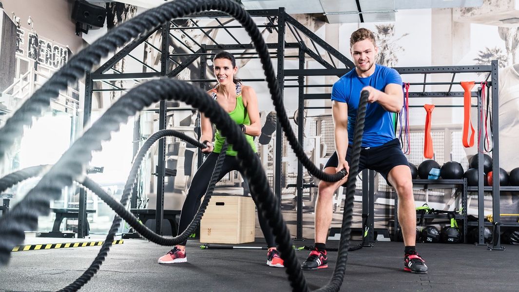 OFICIAL: Se redeschid sălile de fitness/sport din București și circulația este permisă până la 22:00 în weekend