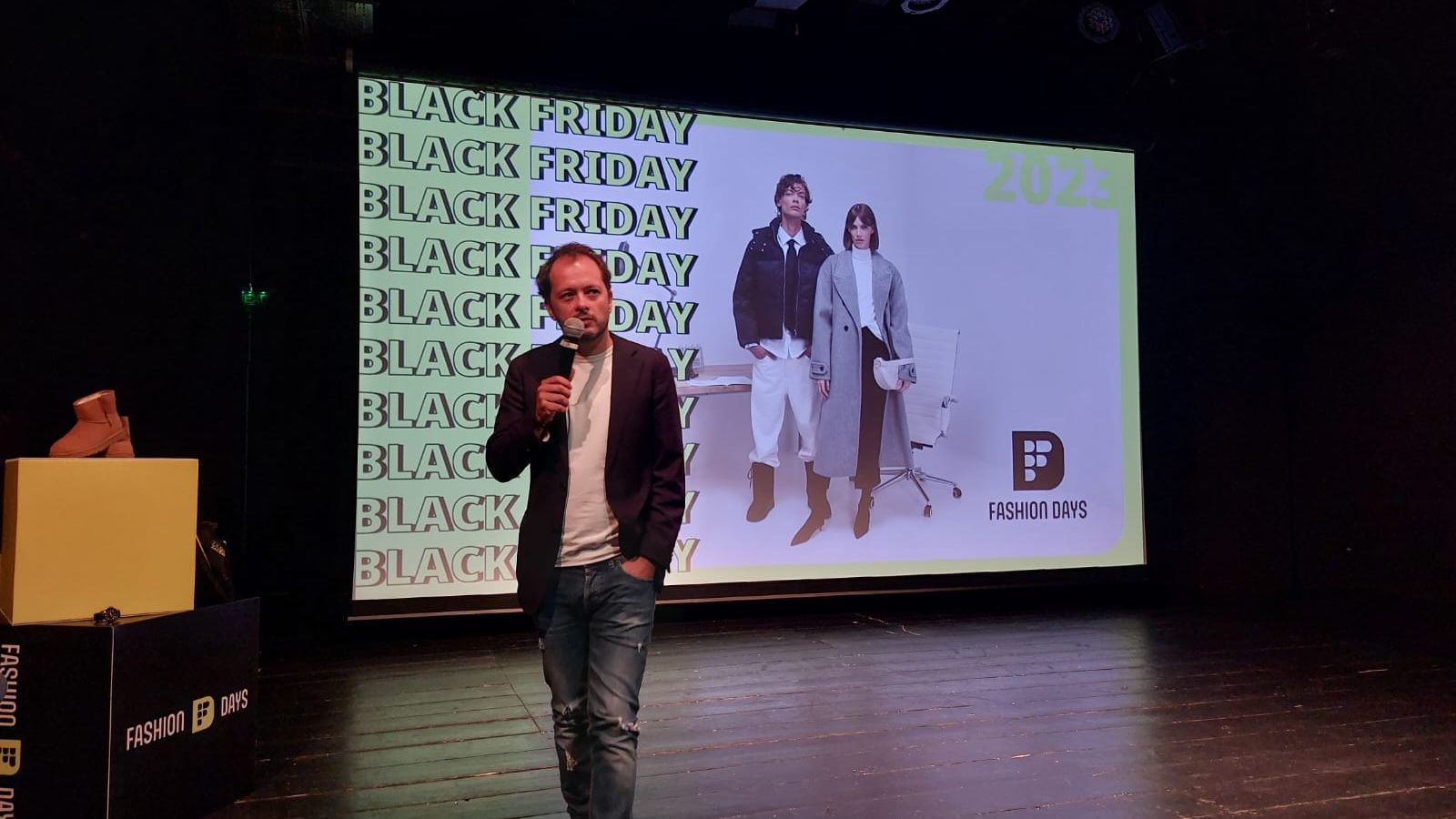 Black Friday la Fashion Days 2023: când începe și exemple de produse la reducere