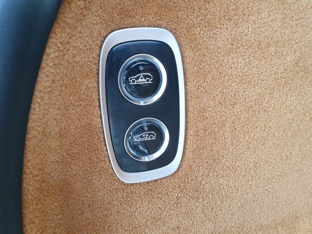 Aston Martin DBX - Imagine 26