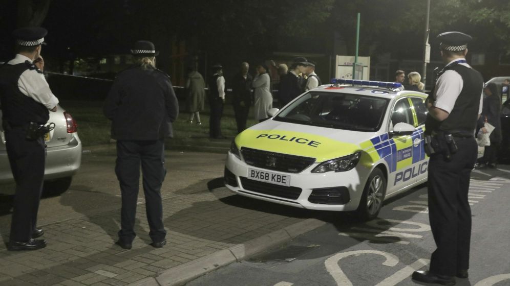 Doi morti si trei raniti intr-un nou val de agresiuni la Londra. Sadiq Khan s-a declarat ''dezgustat''