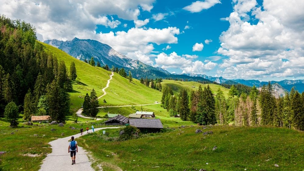 Nemții vor turiști români: ”Veniți în Germania dacă nu vreți să stați toată ziua printre betoane”