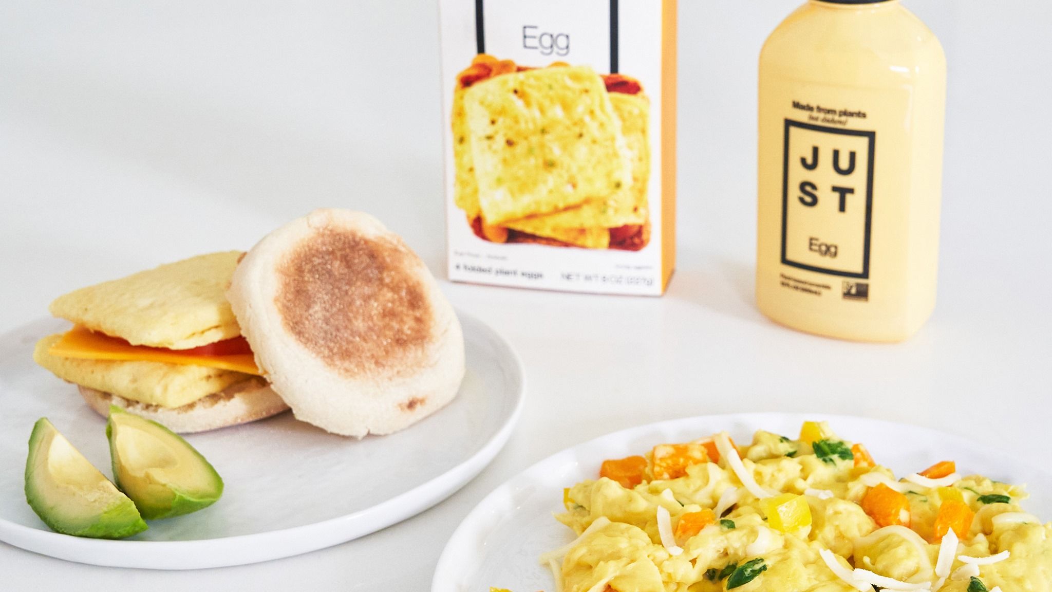 FOTO | Ce vom mânca în viitorul apropiat: de la carne de porc din plante până la ou în sticlă