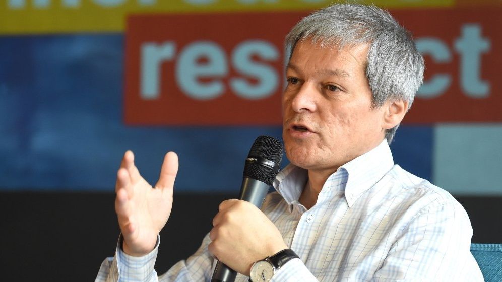 Ciolos, validat cu majoritate de voturi in functia de presedinte al PLUS