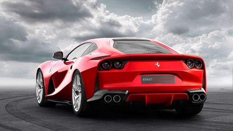 7 curiozitati despre Ferrari: stiai ca Vaticanul are o masina cu 651 cai putere?