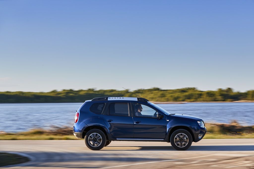 Dacia Duster EDC, Sandero facelift - Imagine 1