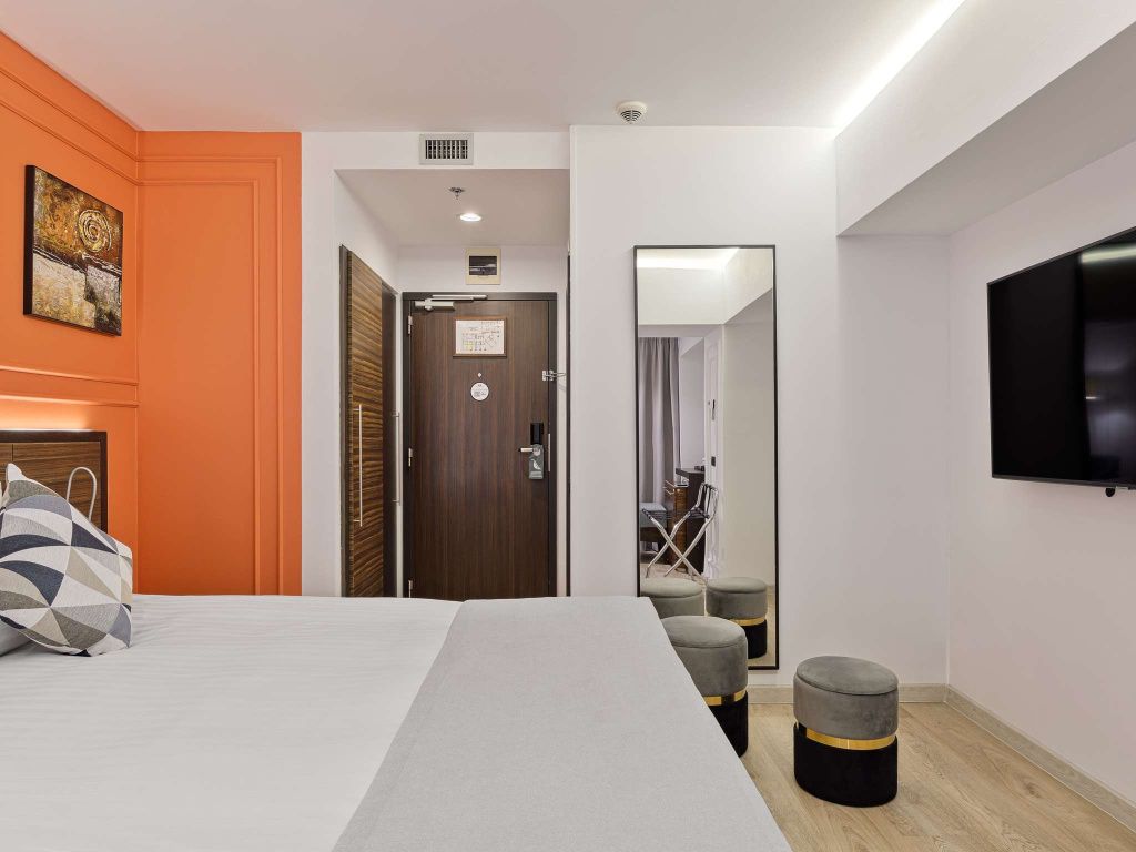 FOTO | Un nou lanț de hoteluri intră pe piața din România. A deschis primul hotel în centrul Bu - Imagine 20
