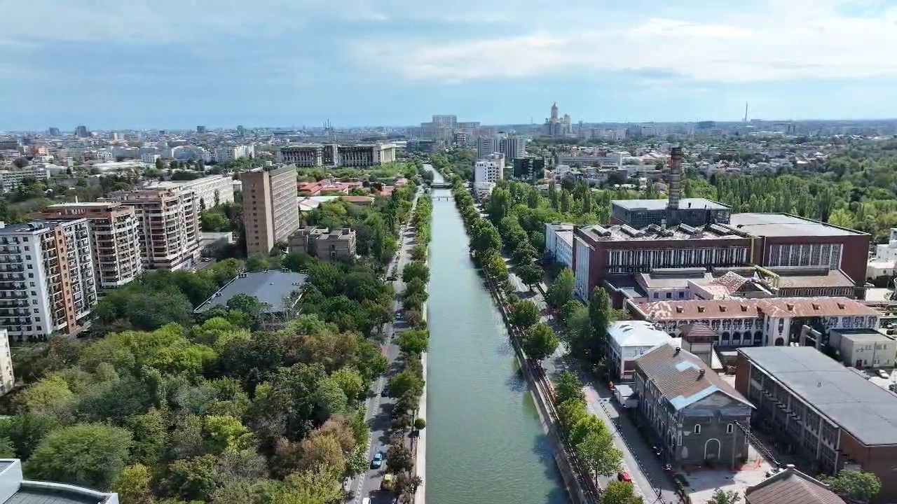 Ciucu vrea „rivieră” pe Dâmbovița: Parc, promenadă și zone pietonale