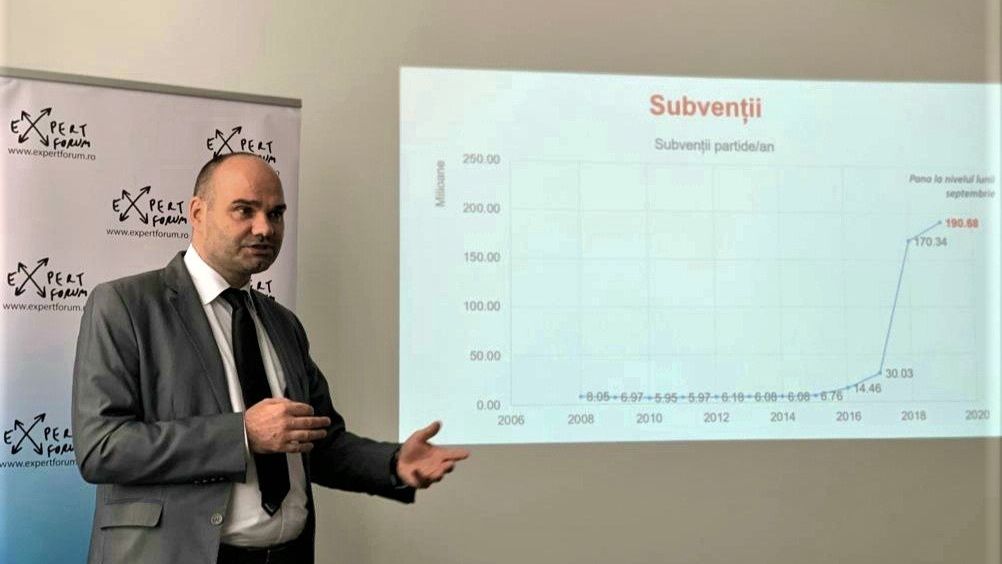 Seful AEP si-a cumparat o cabina de dus cu telefon. Buica: Sa nu fiu neingrijit cand reprezint institutia