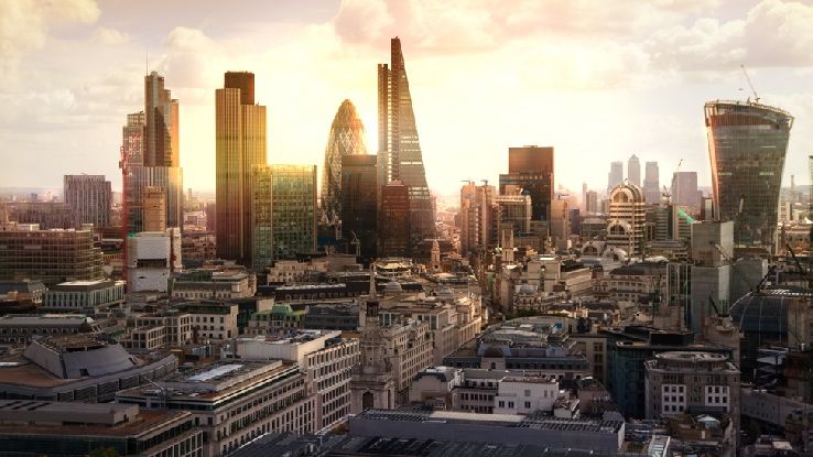 Bursa din Londra face cu ochiul unui grup de 10 firme romanesti. Fan Courier si Allview sunt cap de lista