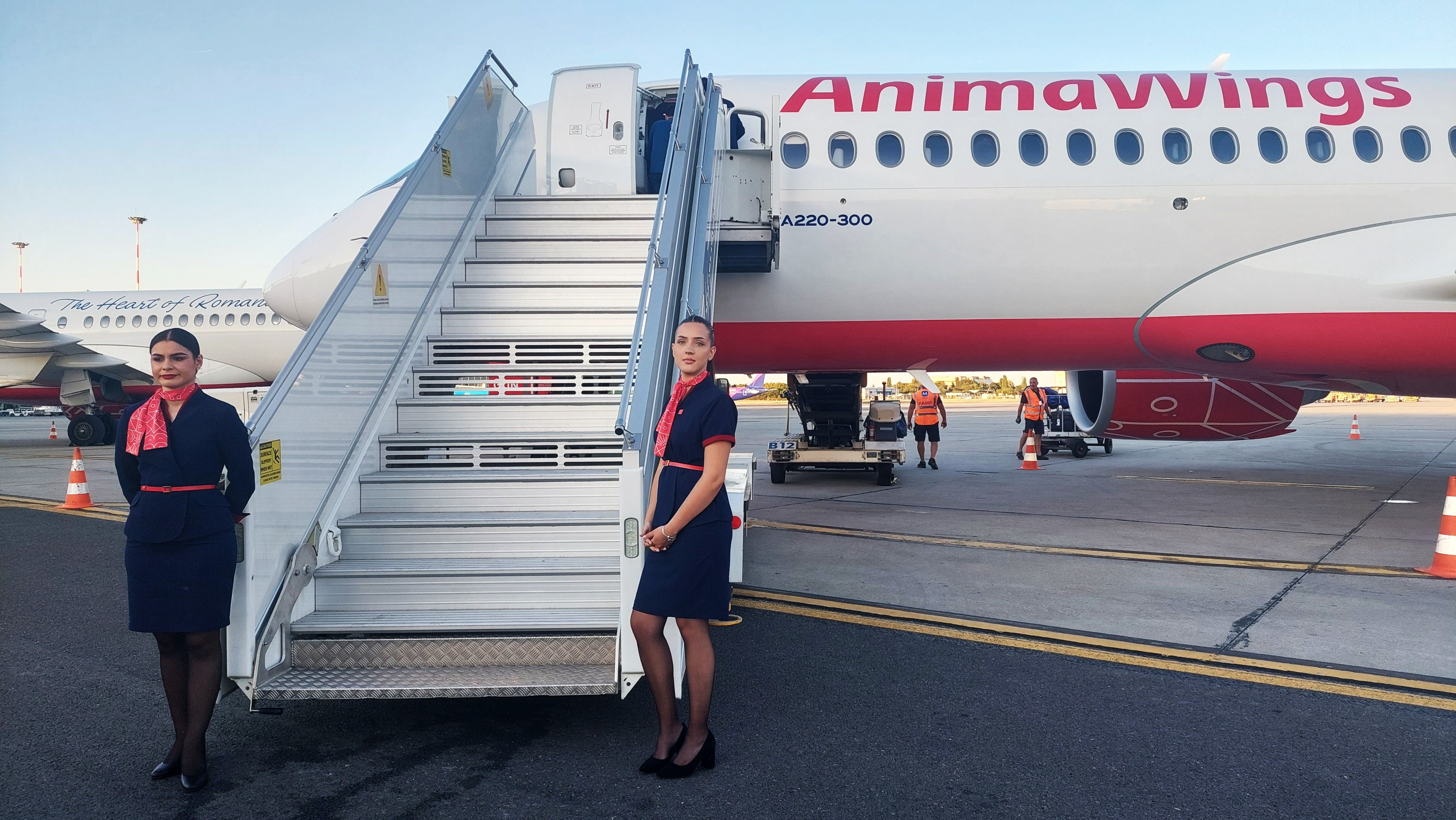 FOTO-VIDEO | Cum arată cea mai nouă aeronava inaugurată de AnimaWings. Compania vrea să ajungă la o flotă de 18 aeronave în următorii doi ani