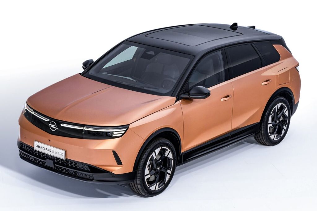 GALERIE FOTO | Opel dezvăluie noua generație Grandland cu propulsie electrică și hibridă - Imagine 11