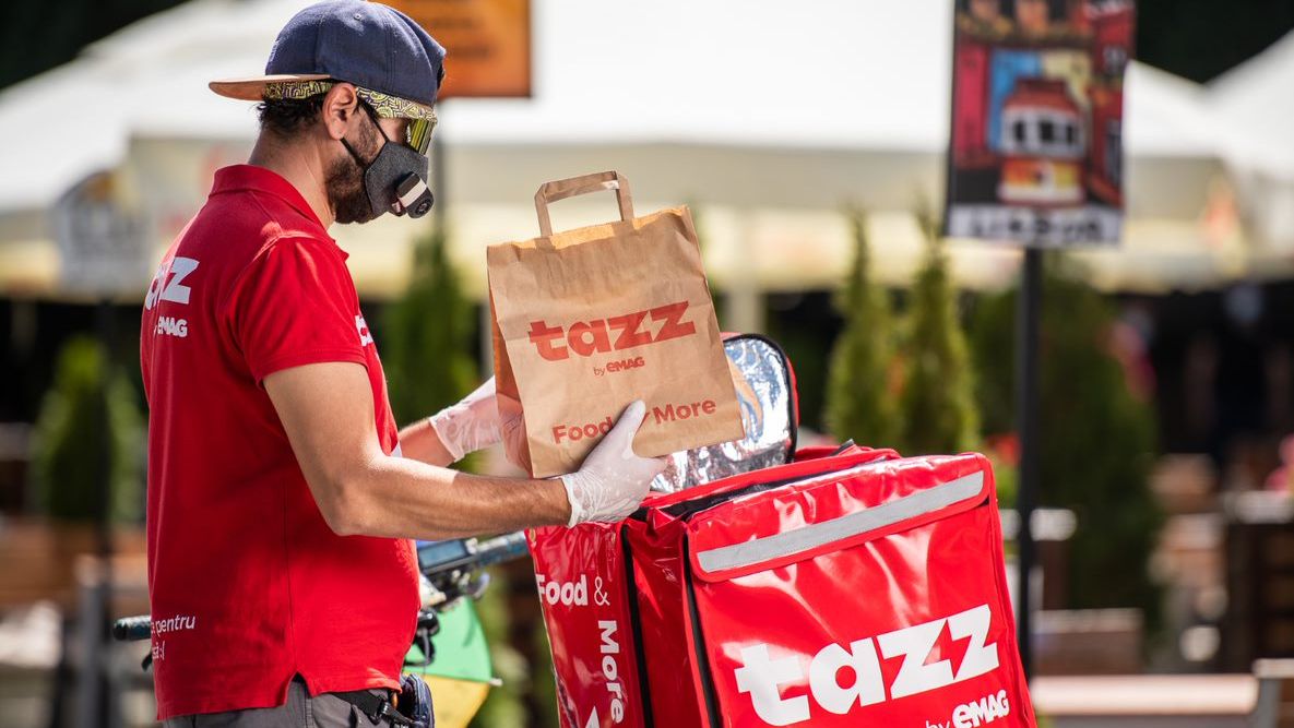 Banca Transilvania face echipă cu Tazz by eMAG și adaugă secțiunea #CumpărăDeLângăTine în aplicație