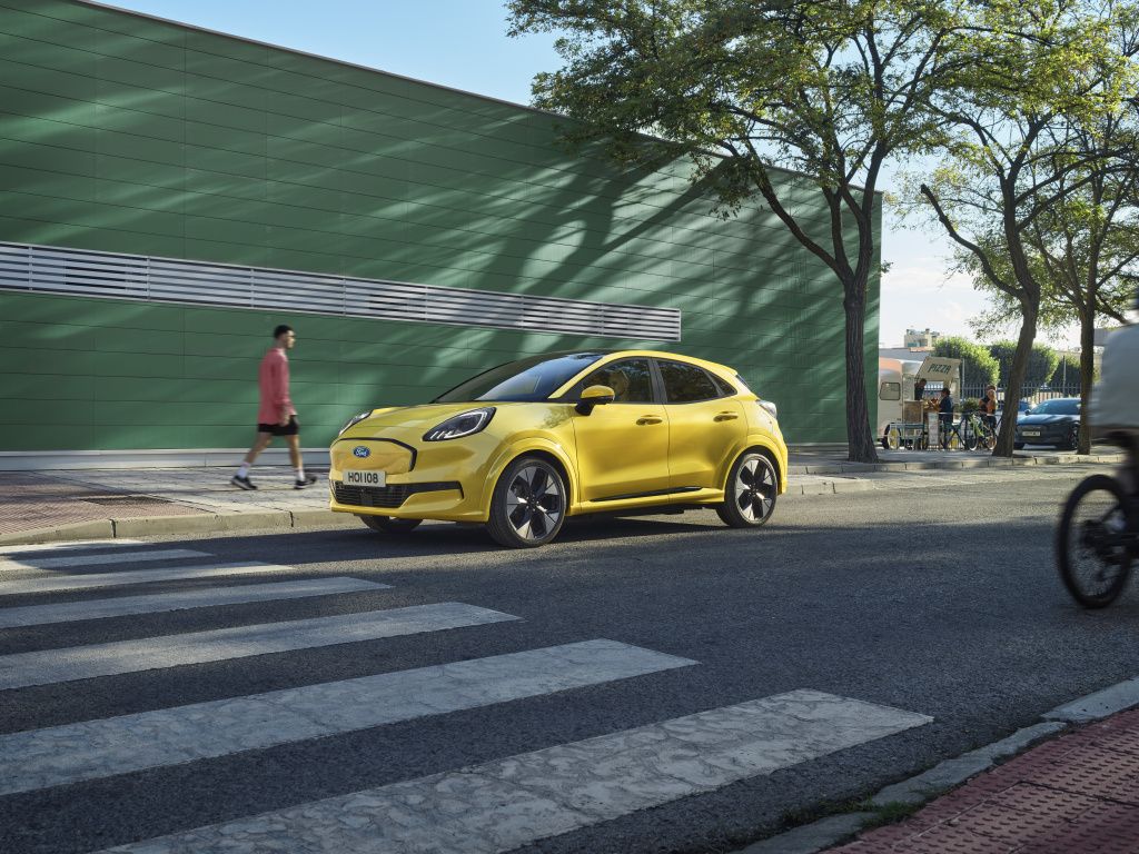 GALERIE FOTO | Ford a prezentat noul Puma Gen-E, crossover electric asamblat la Craiova - Imagine 2