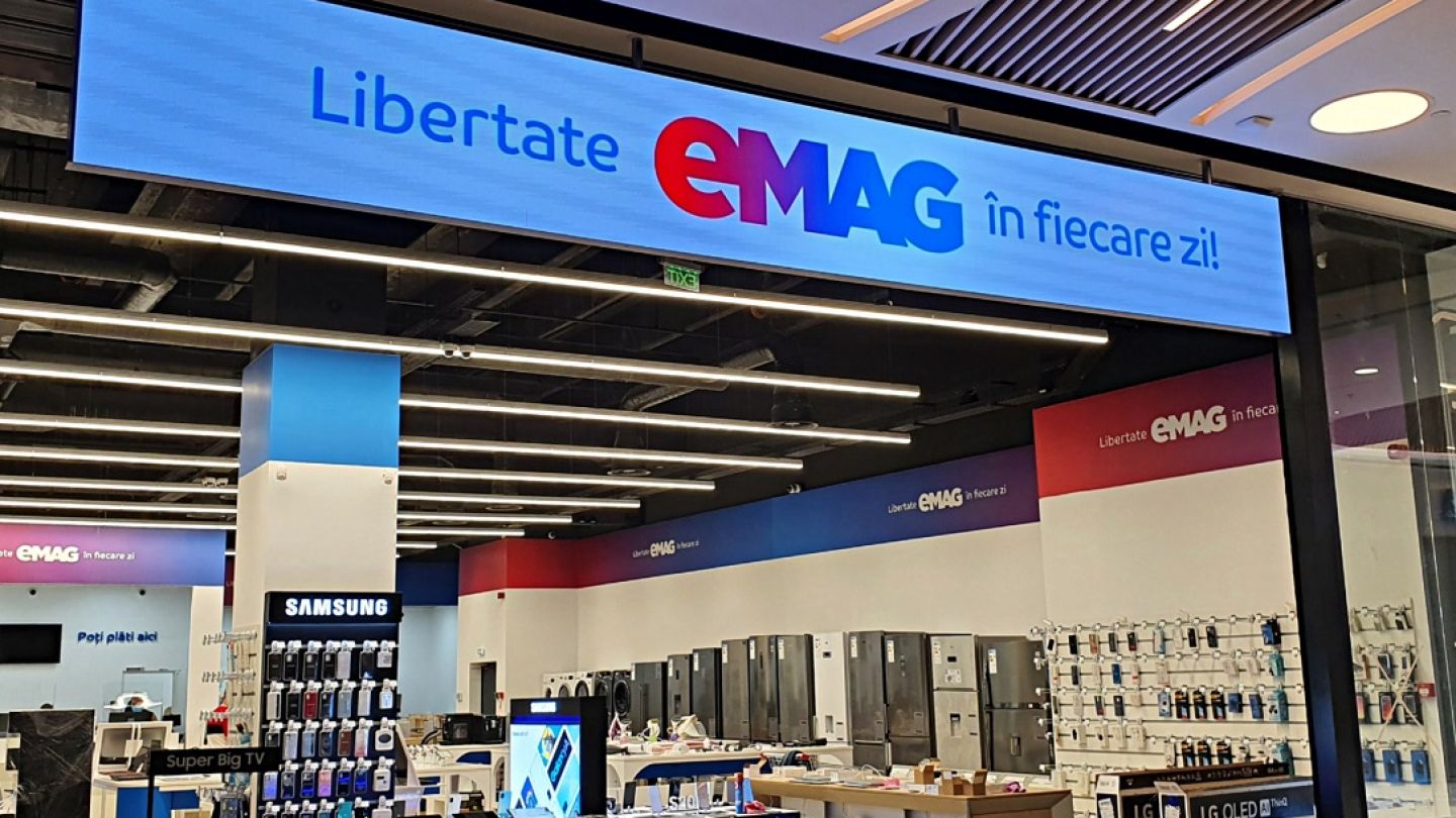 Help Emag eMAG introduce o taxă pentru fiecare comandă făcută de clienți: cât vei ...