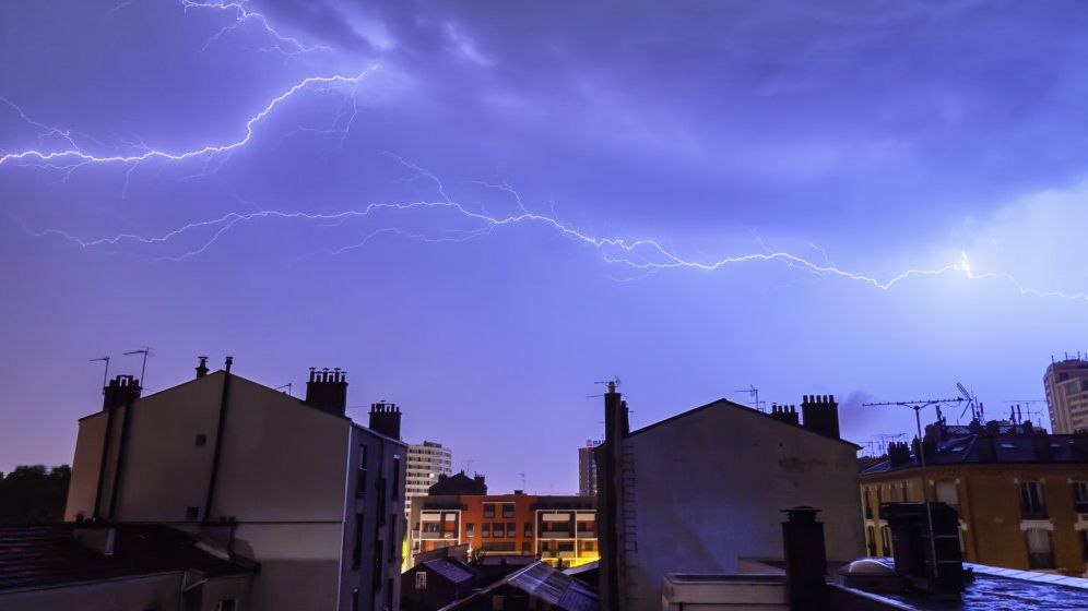 ANM a emis cod galben de furtuni in aproape toata tara. Vezi care sunt zonele vizate