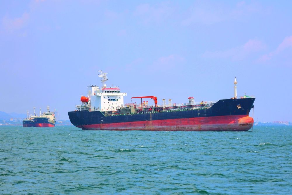 Iran: Strâmtoarea Hormuz, deschisă „complet” după acordul cu Libanul. Reacția lui Trump: „Mulțumesc!”