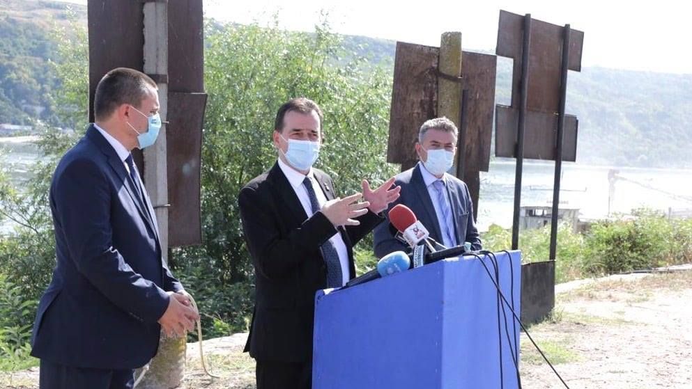 Orban: Profesorii trebuie să se adapteze în așa fel încât să predea și la clasă și online