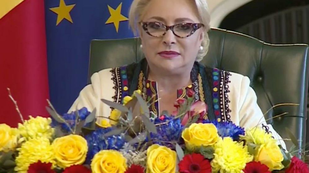 Liderii PSD raspund criticilor adresate Guvernului de catre presedintele Comisiei Europene: Confunda Palatul Victoria cu Palatul Cotroceni