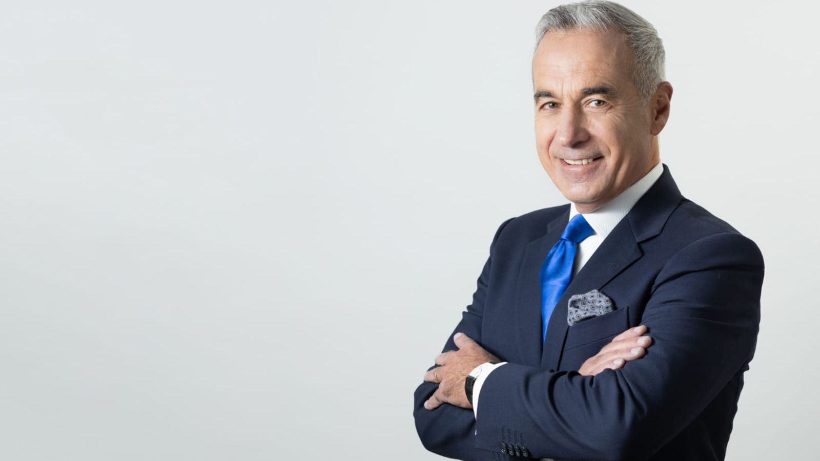 Călin Georgescu, în luptă cu propriile declarații: Cum se contrazice candidatul la Prezidențiale