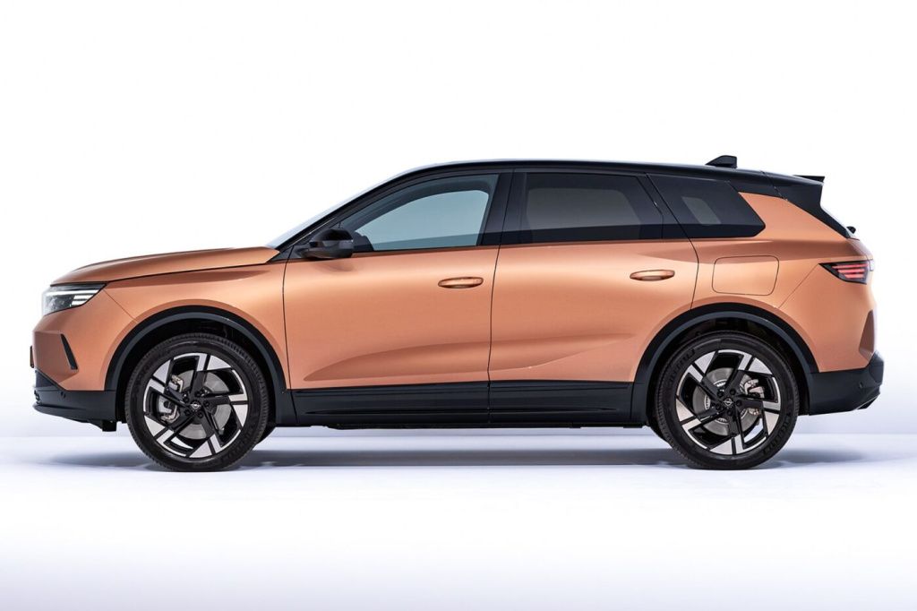 GALERIE FOTO | Opel dezvăluie noua generație Grandland cu propulsie electrică și hibridă - Imagine 12