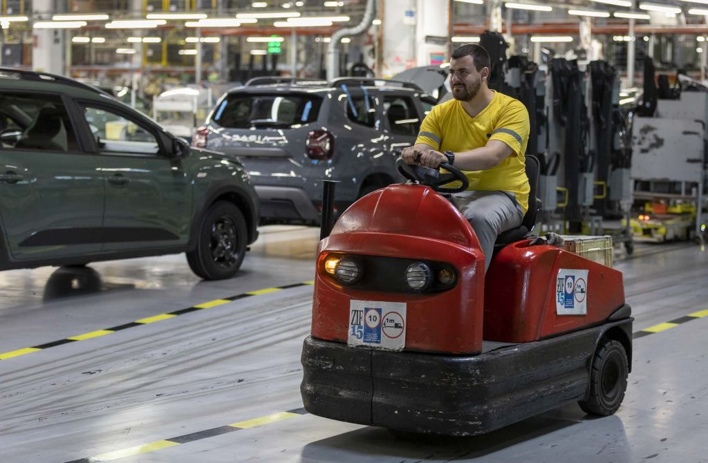 Automatizarea este importantă, dar operatorii continuă să conlucreze cu roboții.