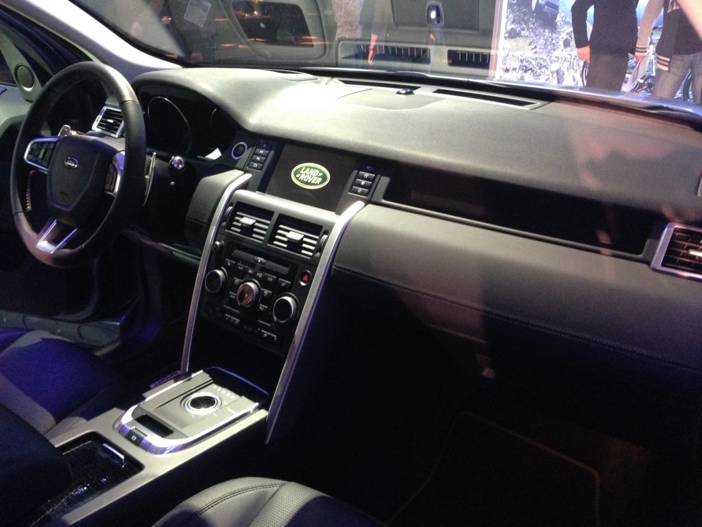 Land Rover Discovery Sport - Imagine 5