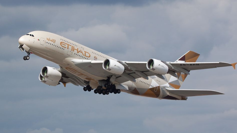 Etihad Airways, una dintre cele mai importante companii aeriene de lux, intră în România. Când vor începe primele zboruri