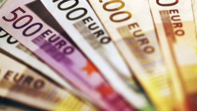 Nemtii aleg sa ocoleasca Grecia si sa investeasca in Romania si in Serbia
