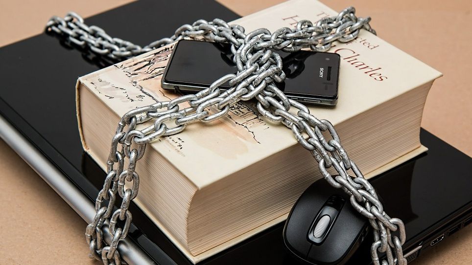 Regulamentul european care le poate da politicienilor puterea de a te cenzura