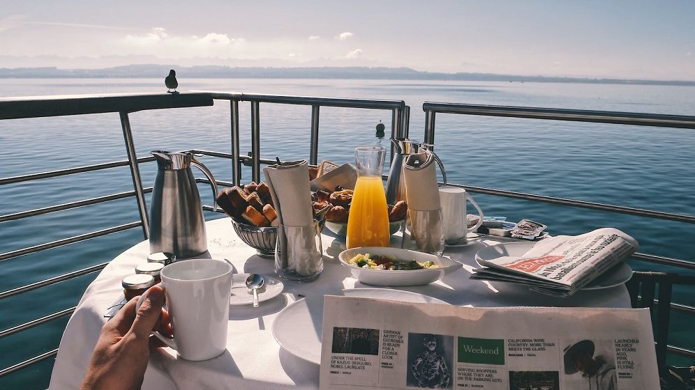 Orient Express-ul călătoriilor de lux, dar pe apă. Cum va arăta nava gigant care va străbate mările