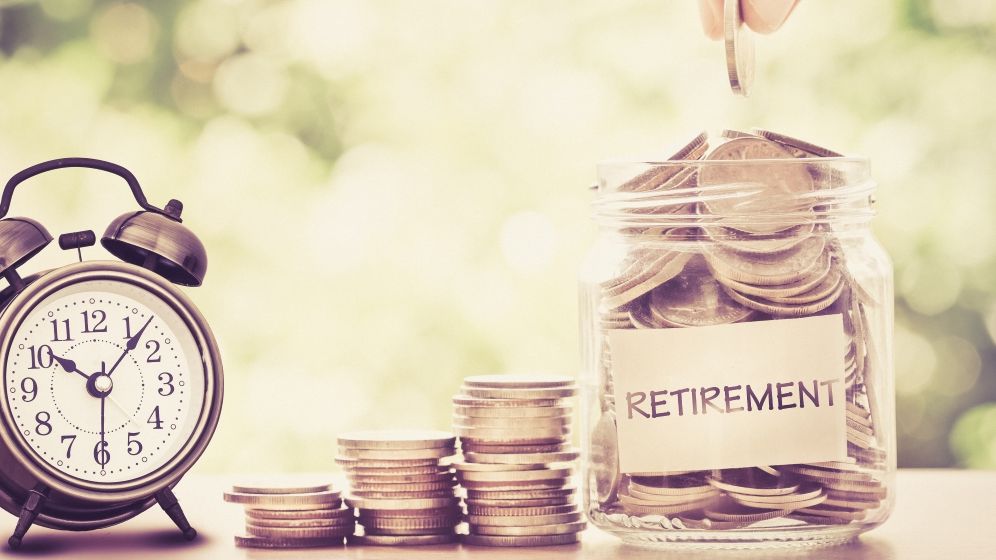 Cat de mult ar trebui sa economisesti in diferite etape ale vietii: cariera, familie si pensionare