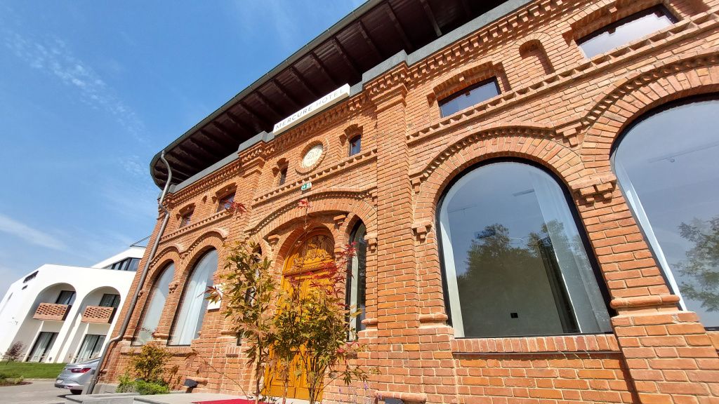 Cum arată cel mai nou hotel din România, construit pe proprietatea unui fost mare boier - Imagine 2