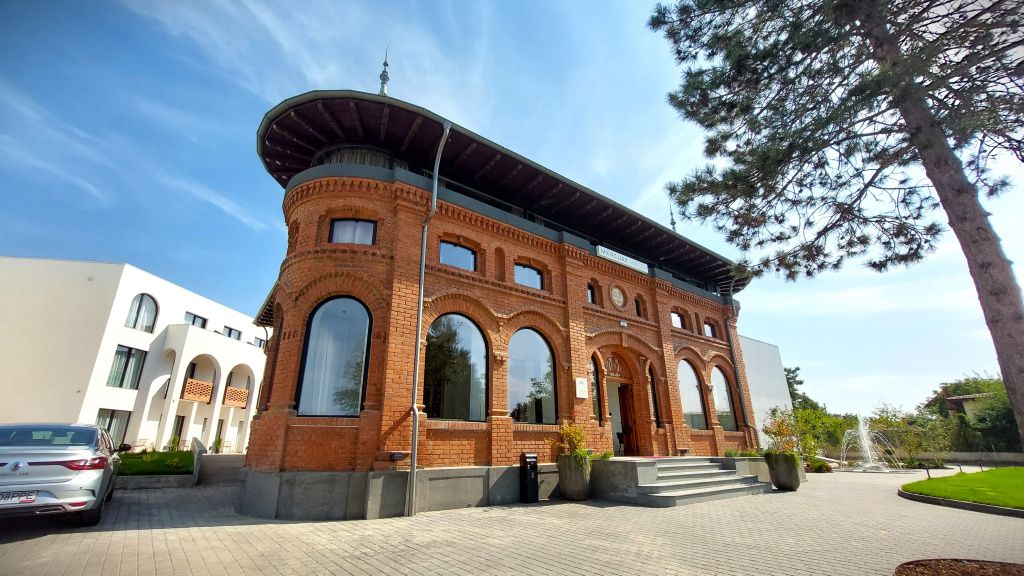 Cum arată cel mai nou hotel din România, construit pe proprietatea unui fost mare boier - Imagine 85
